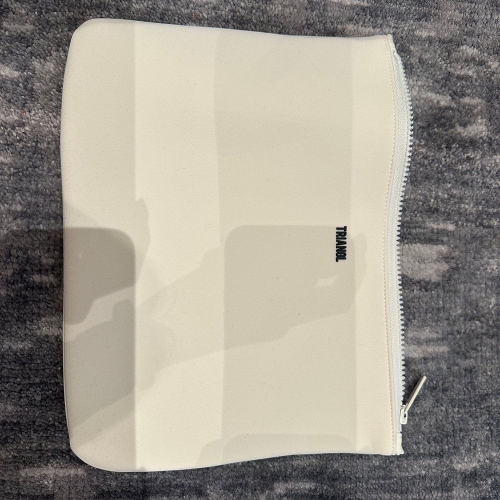 TRIANGL white bag